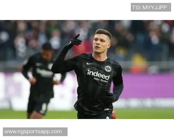 约维奇半场表现惊艳15分钟内斩获11分3板3助助球队领先