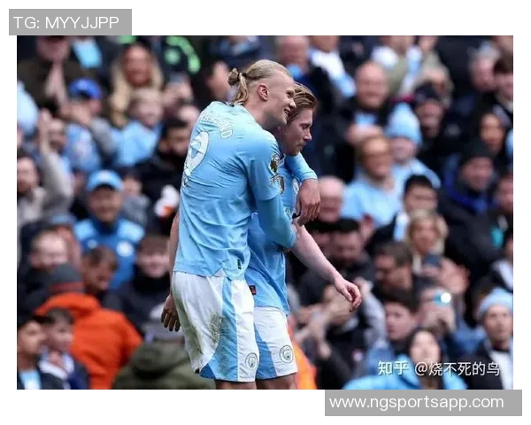 霍伊伦社媒庆祝梅开二度哈兰德调侃德布劳内喂他吃饼